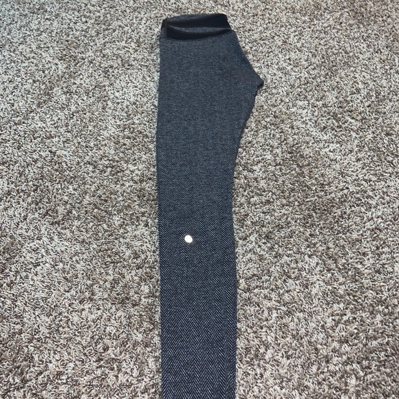 Lululemon Wunder Under Pant Herringbone size 6 - Picture 5 of 5
